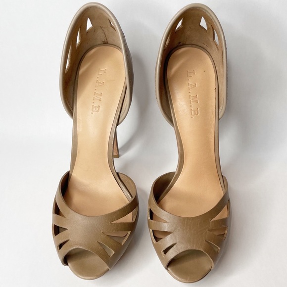 L.A.M.B. Leather Platform Peep-Toe Laser Cutout Heel - Picture 3 of 14